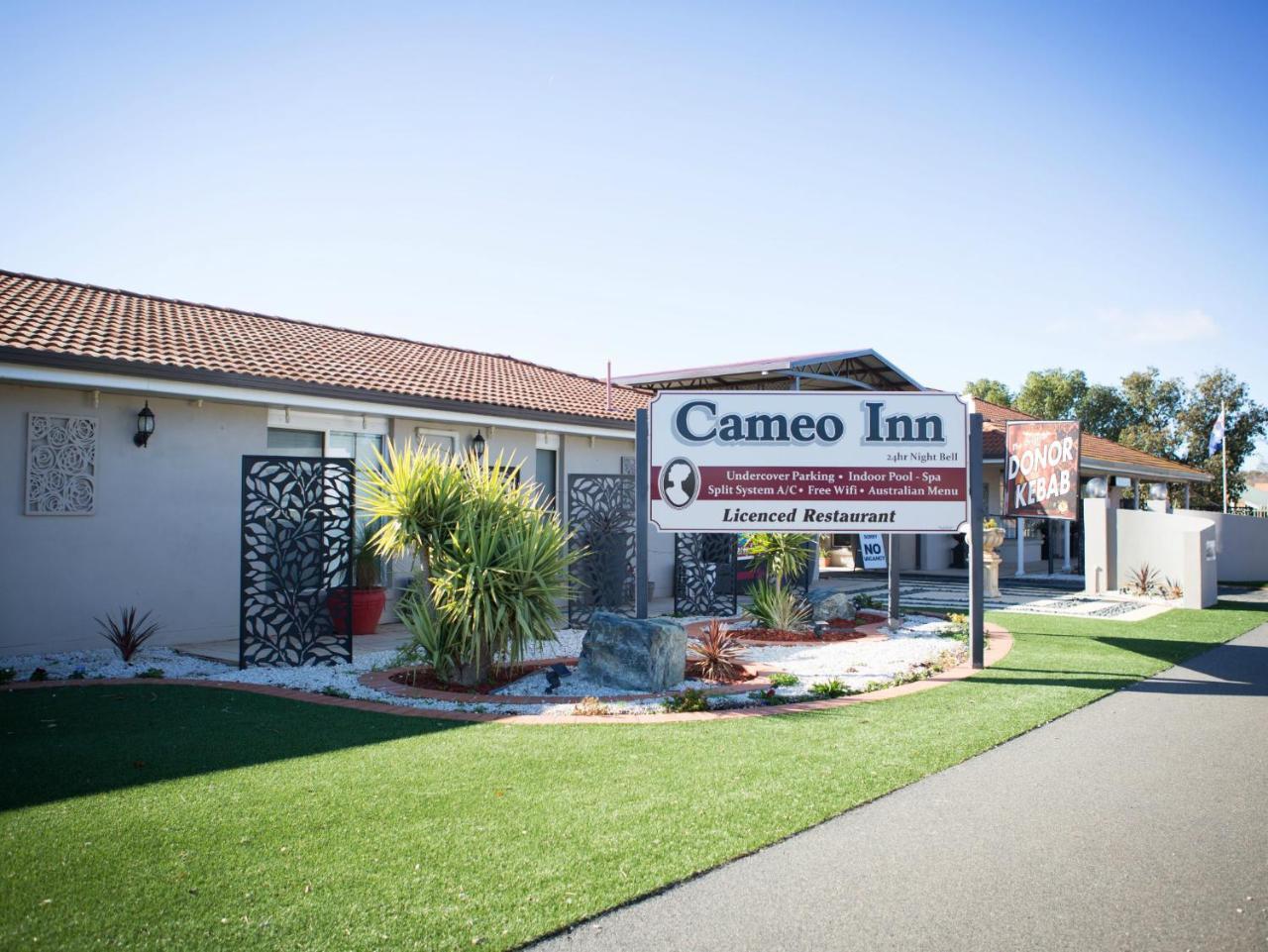 Cameo Inn Motel 웨스트 와롱 외부 사진